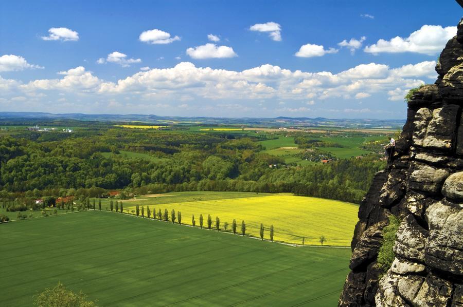 Panoramahotel Lilienstein Königstein Esterno foto